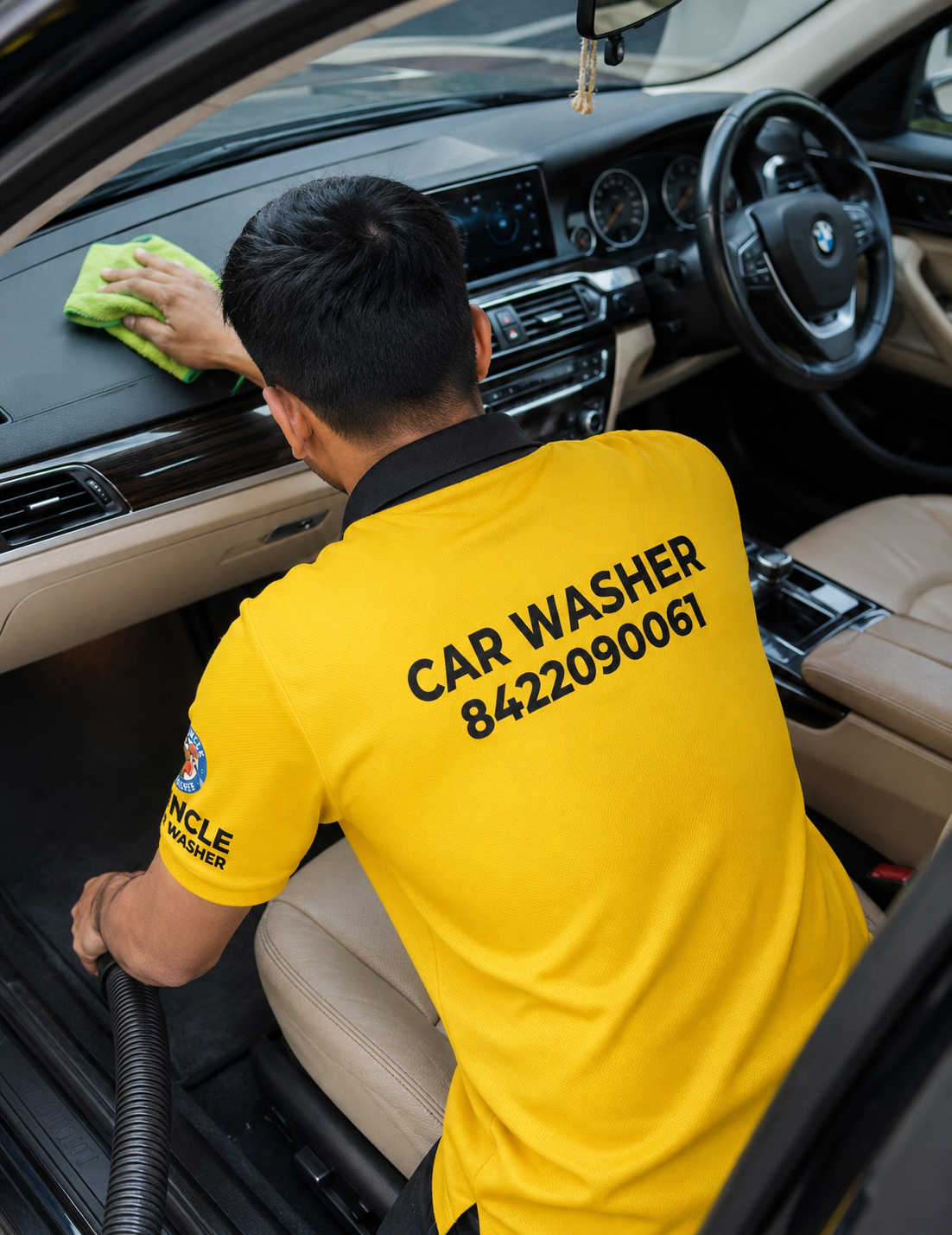Luxury car detailing and polishing service in Civil Lines